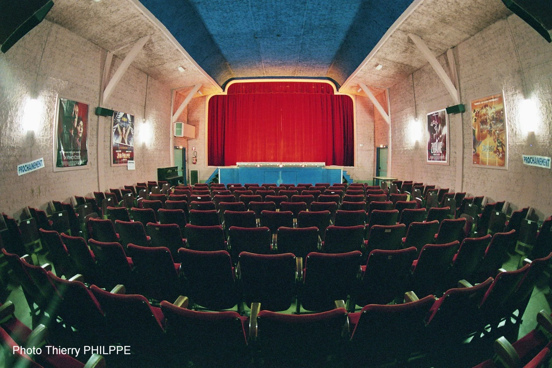 Le Cinédori après le passage au format Cinémascope et à l'écran rectangulaire